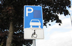 Schwerbehindertenparkplatz
