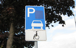 Schwerbehindertenparkplatz Schwerbehindertenparkplatz